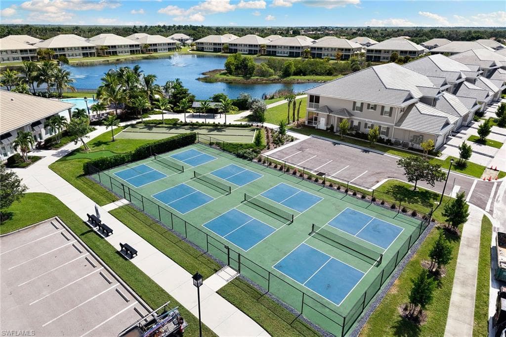 238 Indies Dr E 201, Naples, FL 34114-34