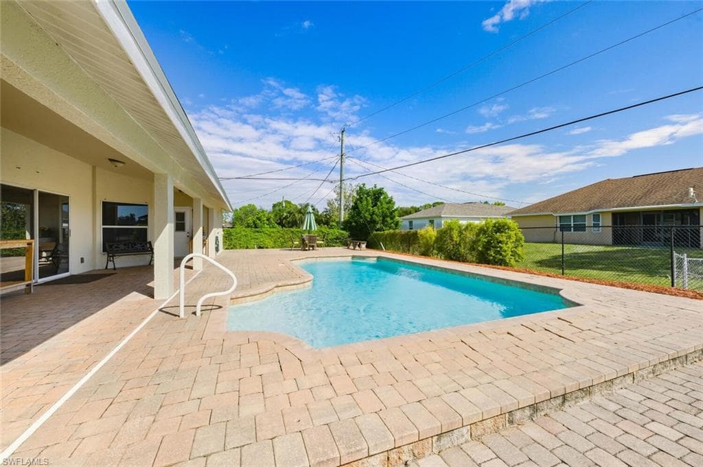 18447 Camellia Rd, Fort Myers, FL 33967-30