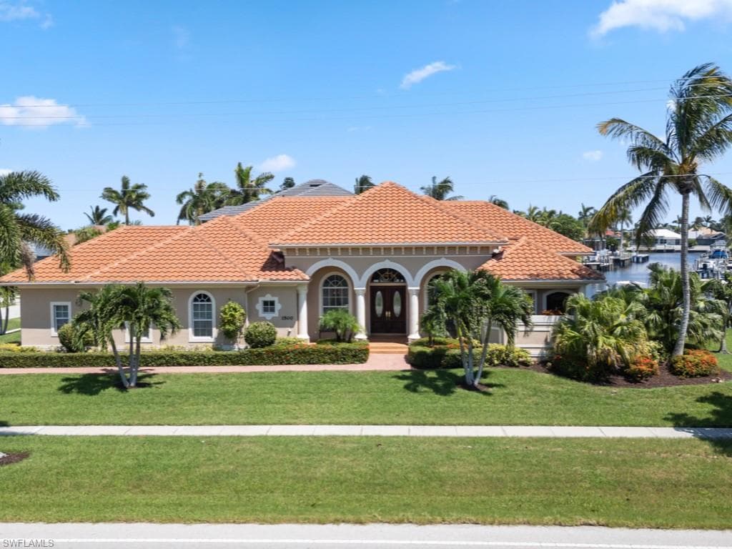 1500 Winterberry Dr, Marco Island, FL 34145-36