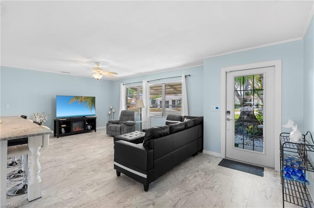 4902 Seville Ct, Cape Coral, FL 33904-12