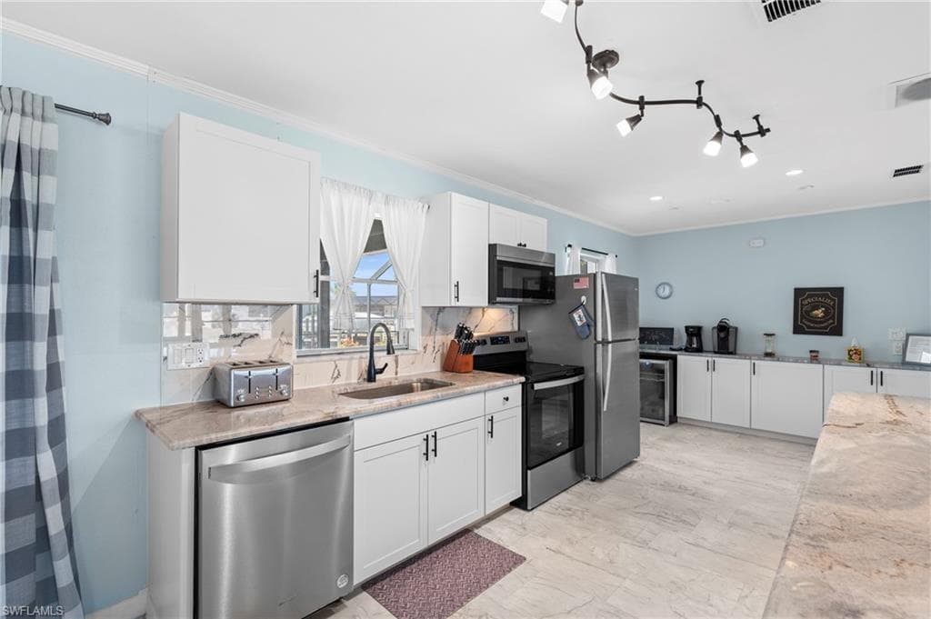 4902 Seville Ct, Cape Coral, FL 33904-19