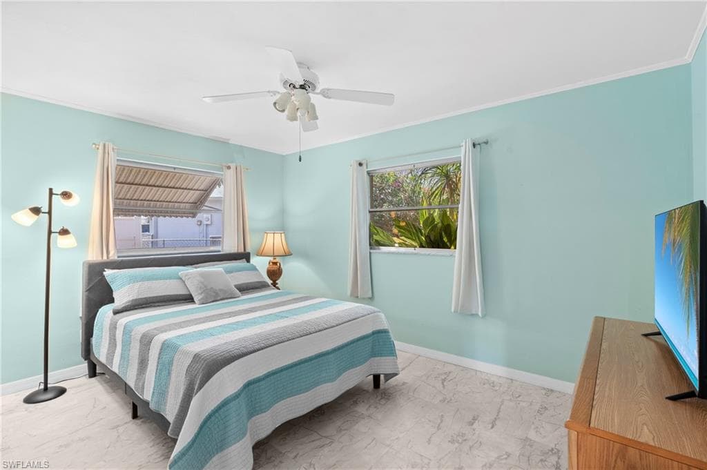 4902 Seville Ct, Cape Coral, FL 33904-32