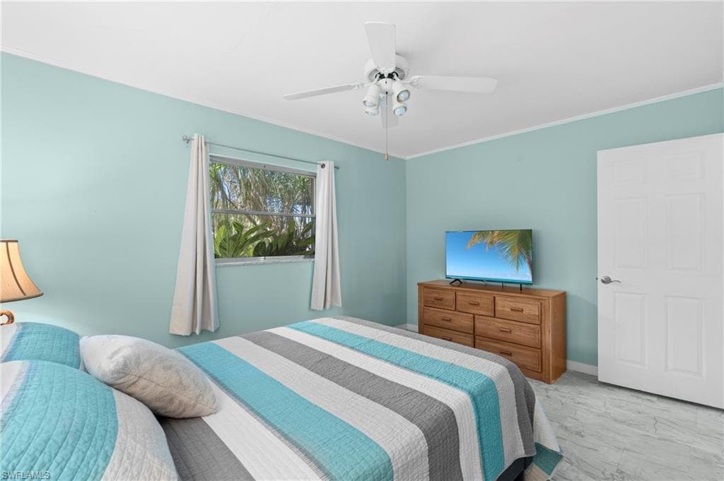 4902 Seville Ct, Cape Coral, FL 33904-34