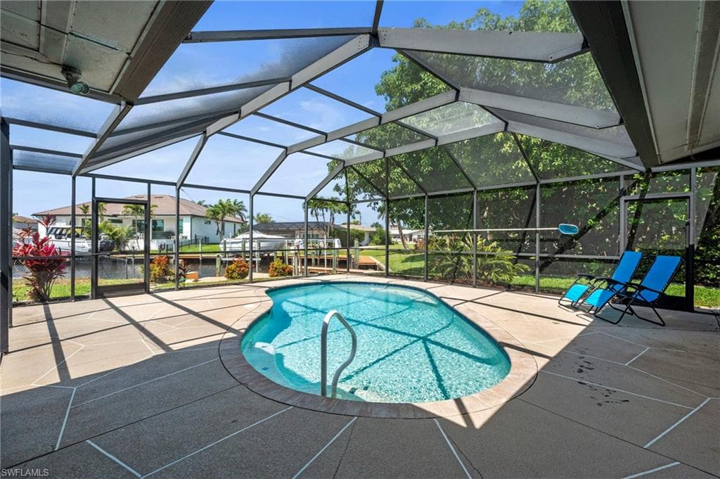 4902 Seville Ct, Cape Coral, FL 33904-40