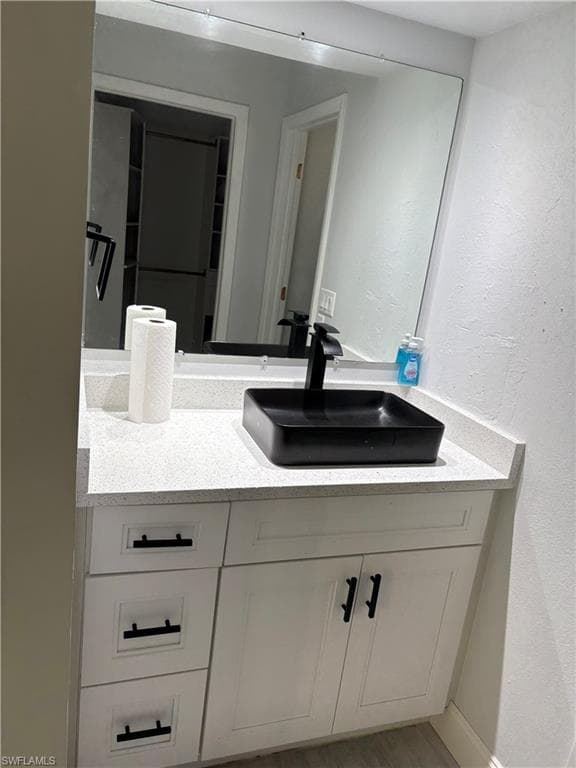 15125 Parkside Dr 202, Fort Myers, FL 33908-8