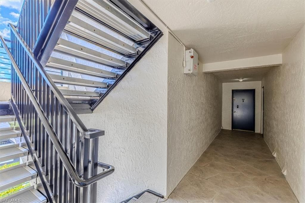 3615 Boca Ciega Dr 202, Naples, FL 34112-3