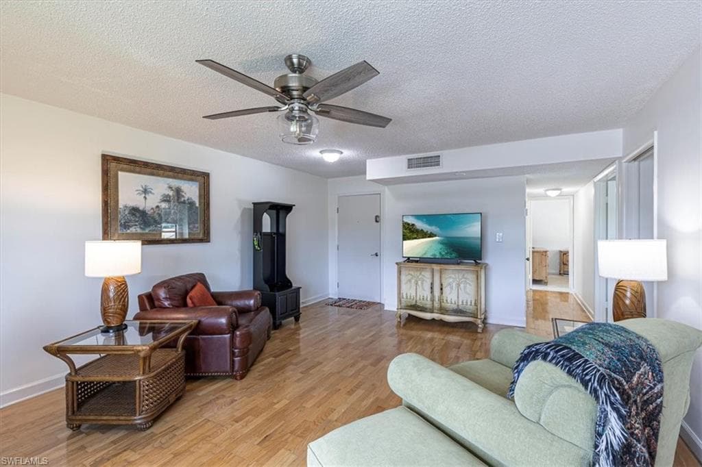 3615 Boca Ciega Dr 202, Naples, FL 34112-6