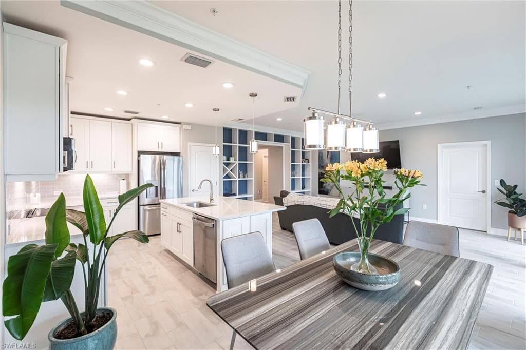 2319 Sawyers Hill Rd 703, Naples, FL 34120-13