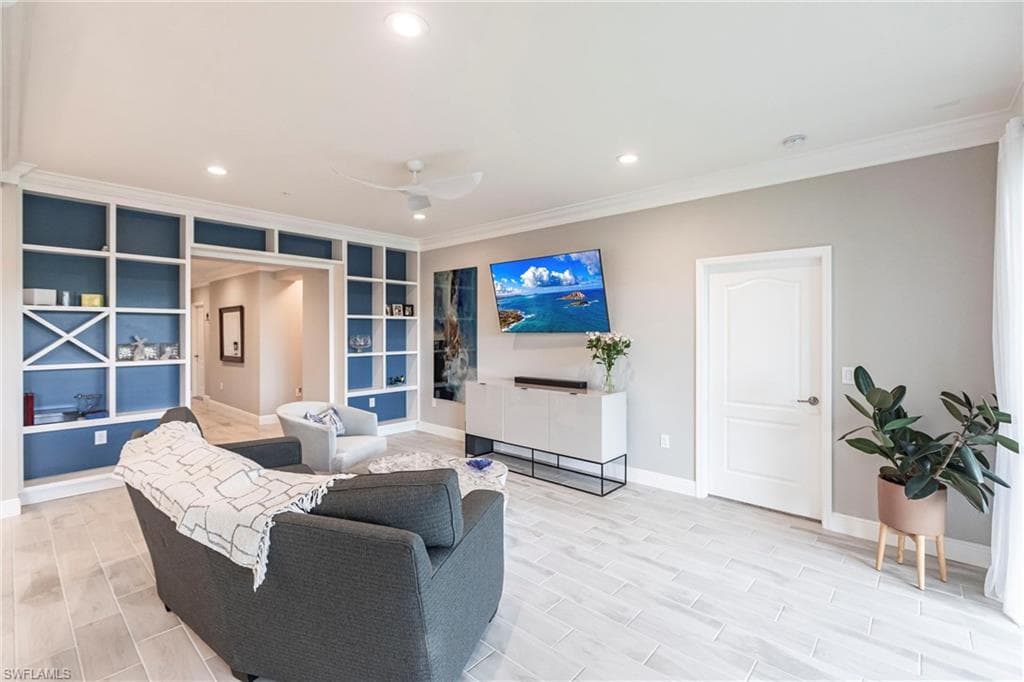 2319 Sawyers Hill Rd 703, Naples, FL 34120-3