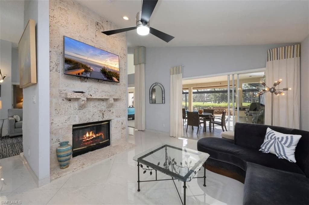 550 Cormorant Cv, Naples, FL 34113-8