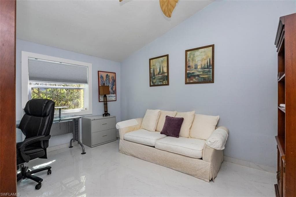 550 Cormorant Cv, Naples, FL 34113-19