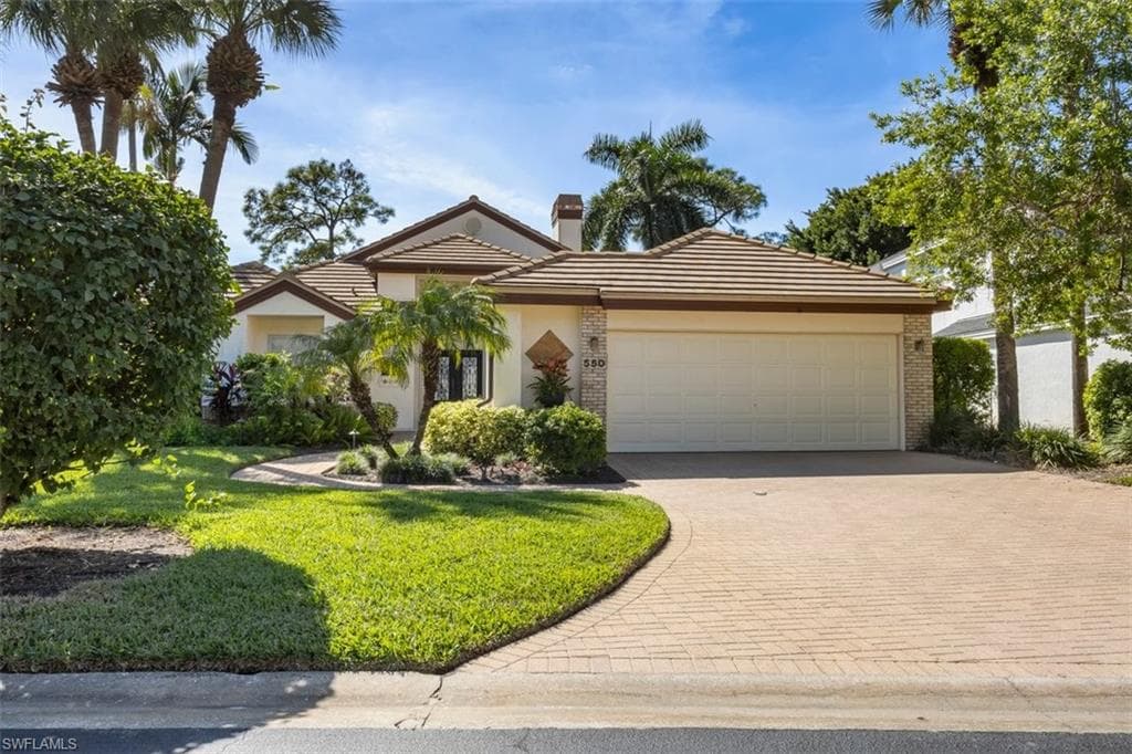 550 Cormorant Cv, Naples, FL 34113-1
