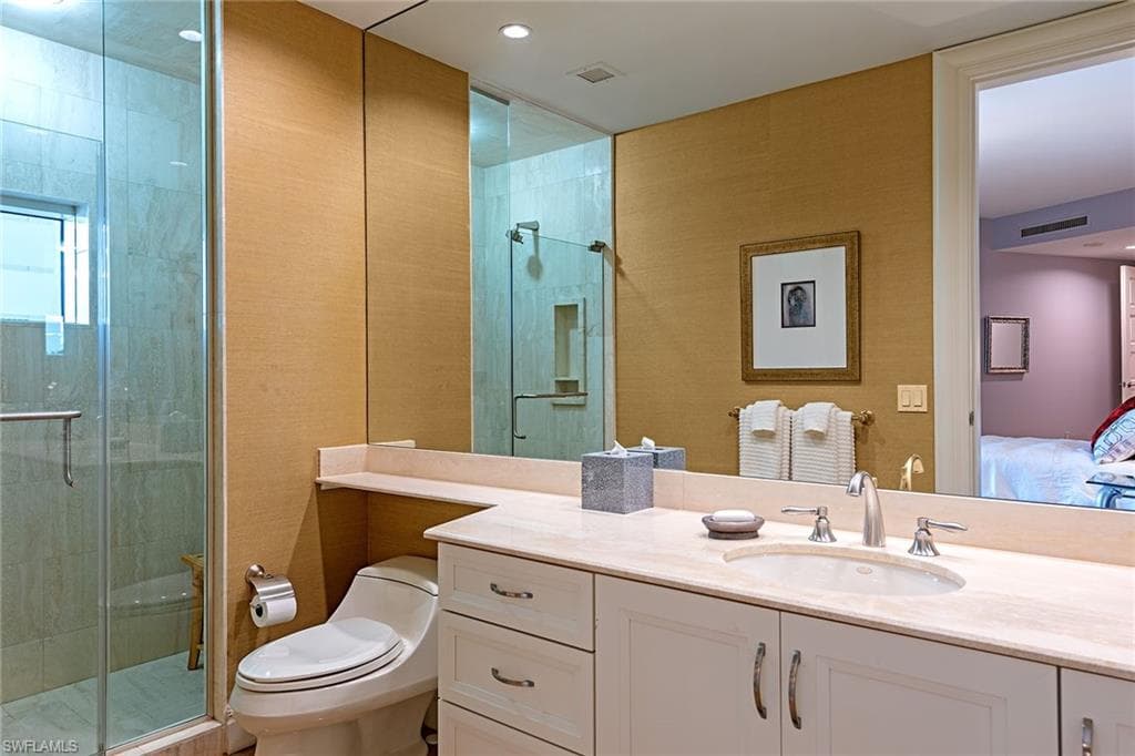 4501 Gulf Shore Blvd N 404, Naples, FL 34103-12