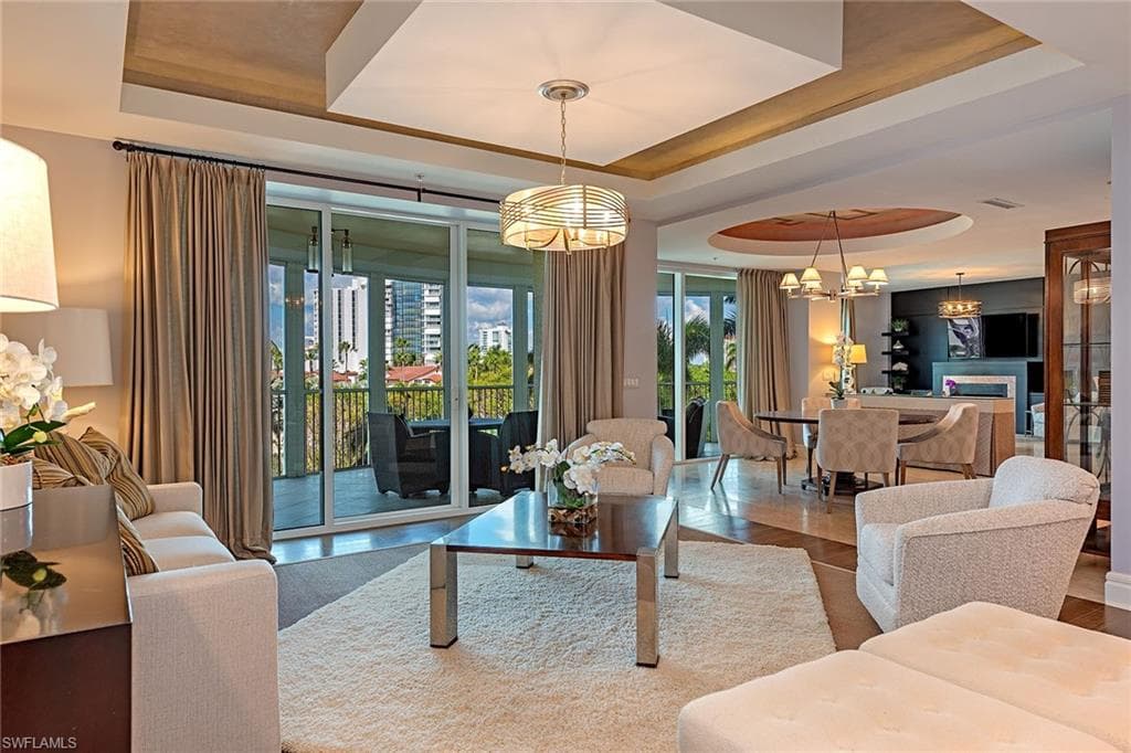 4501 Gulf Shore Blvd N 404, Naples, FL 34103-1