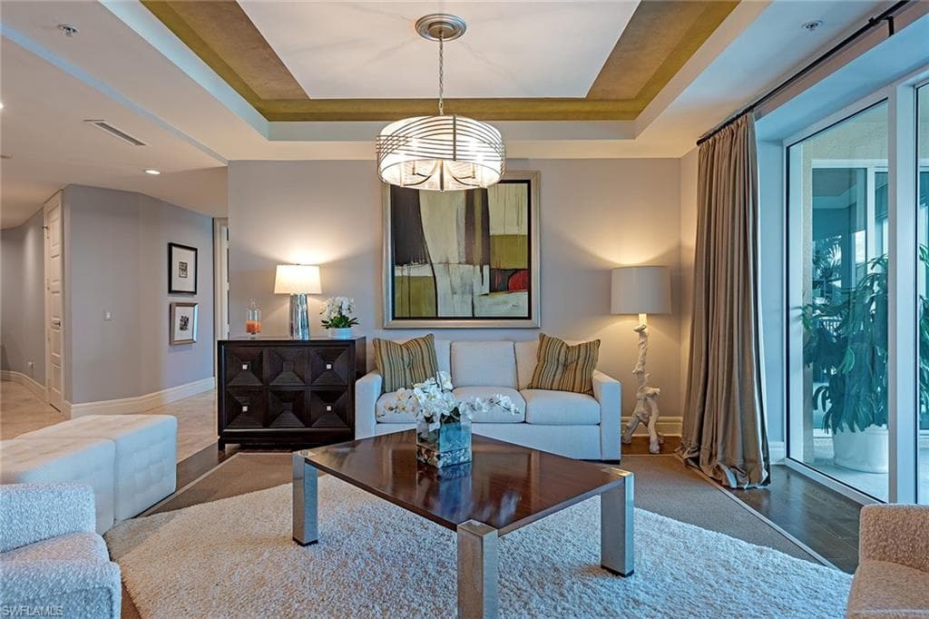 4501 Gulf Shore Blvd N 404, Naples, FL 34103-2