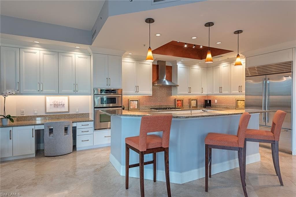 4501 Gulf Shore Blvd N 404, Naples, FL 34103-5