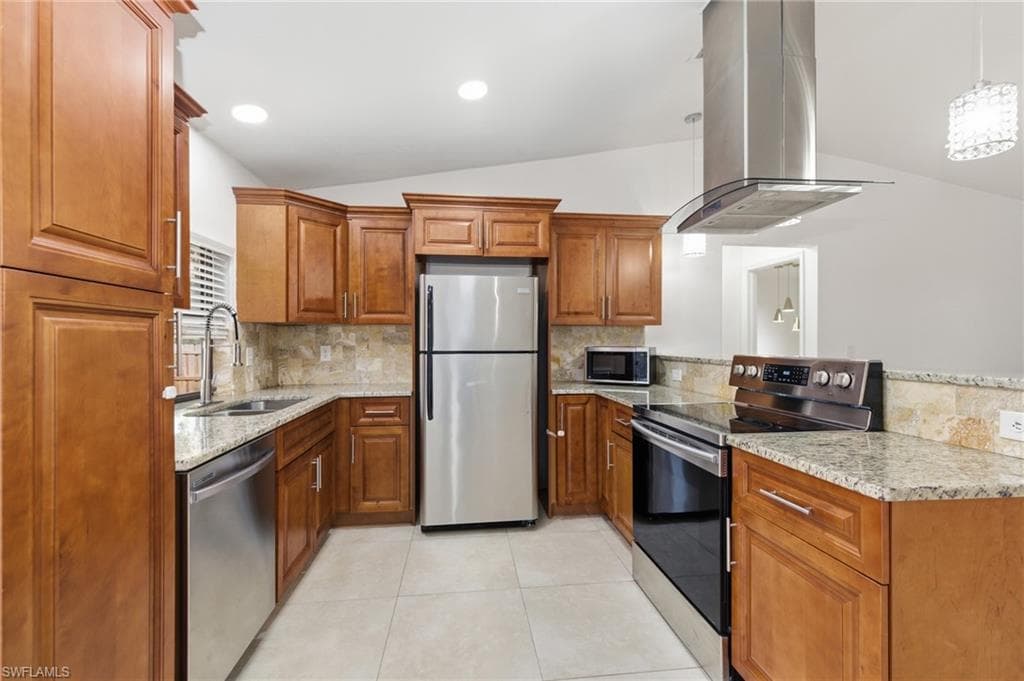 18554 Zinnia Rd, Fort Myers, FL 33967-12