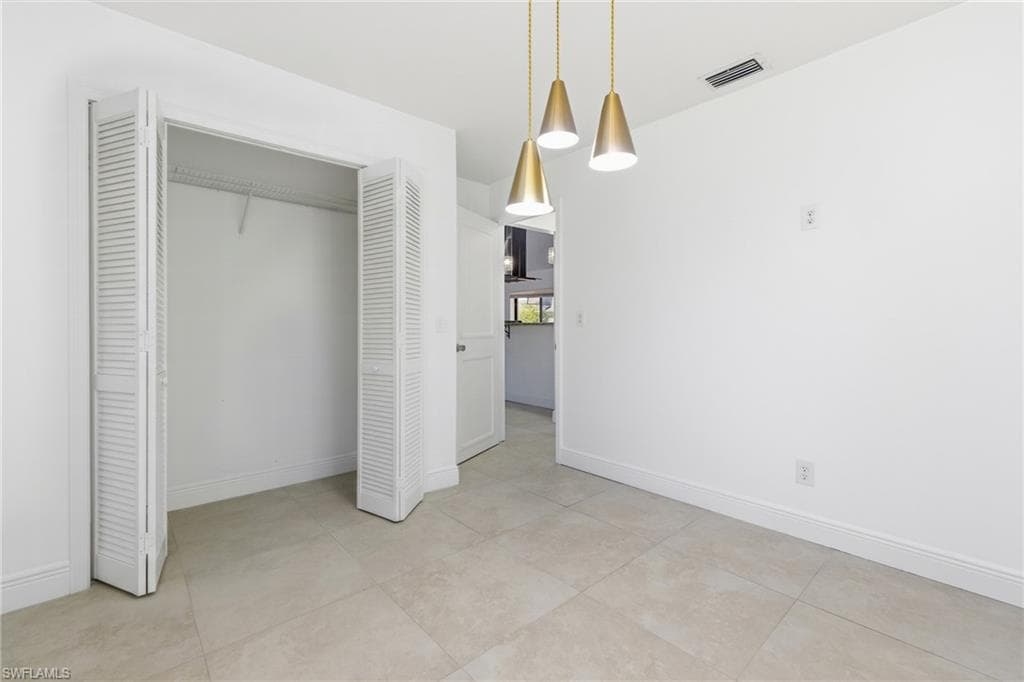 18554 Zinnia Rd, Fort Myers, FL 33967-25