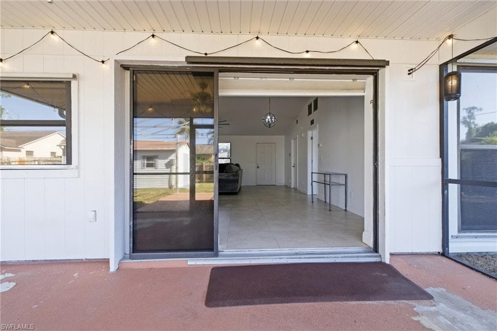 18554 Zinnia Rd, Fort Myers, FL 33967-33