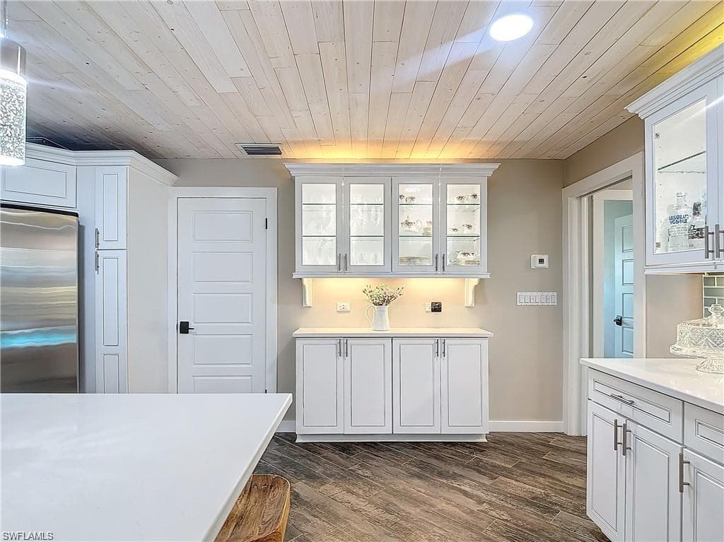 2818 17th Pl, Cape Coral, FL 33904-28