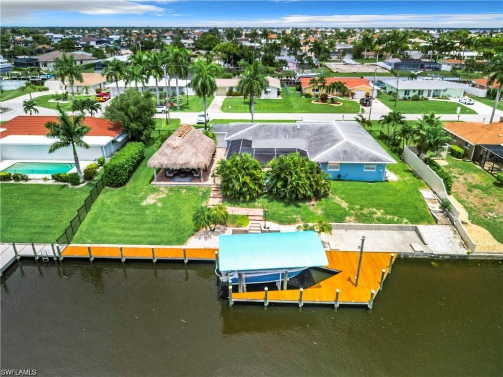 2818 17th Pl, Cape Coral, FL 33904-29