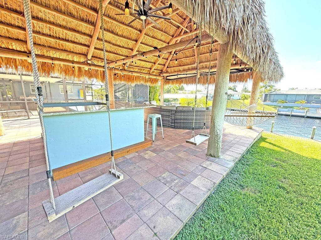 2818 17th Pl, Cape Coral, FL 33904-38