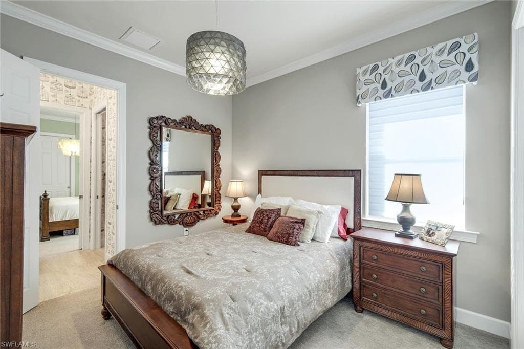 9075 Breakwater Dr, Naples, FL 34120-22