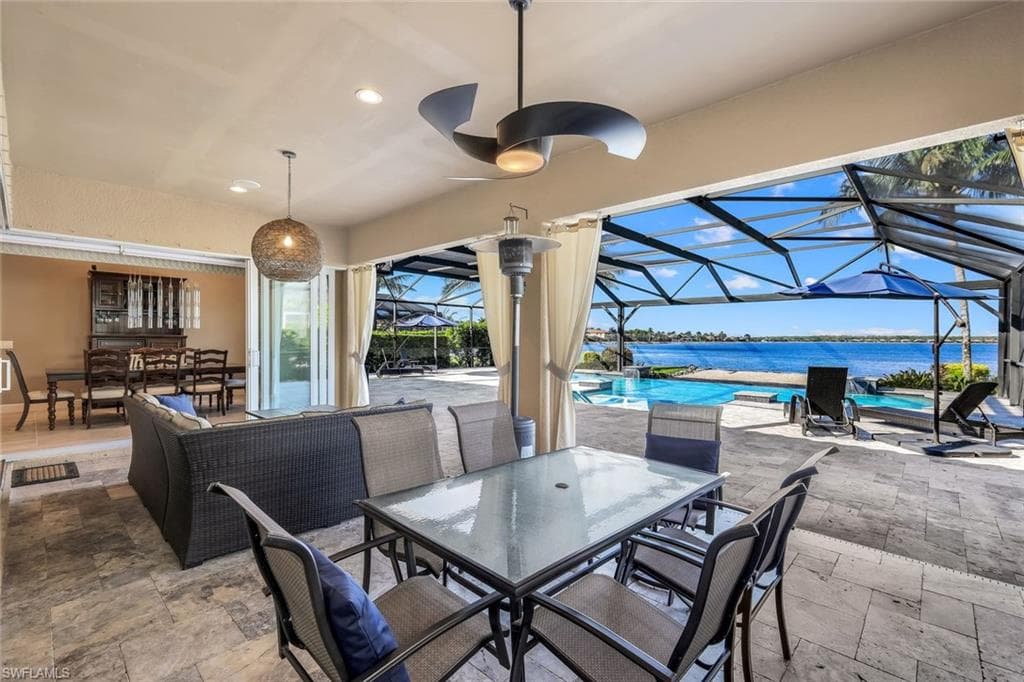 9075 Breakwater Dr, Naples, FL 34120-29