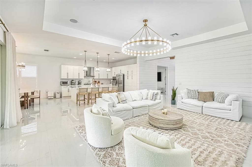 12169 Eucalyptus Way, Naples, FL 34120-8