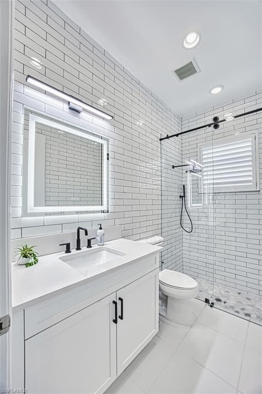 12169 Eucalyptus Way, Naples, FL 34120-31