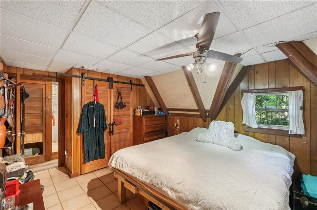 2010 Jung Blvd E, Naples, FL 34120-11