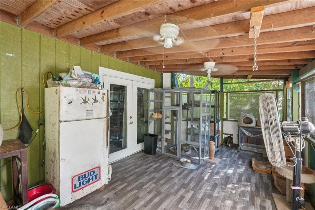 2010 Jung Blvd E, Naples, FL 34120-22