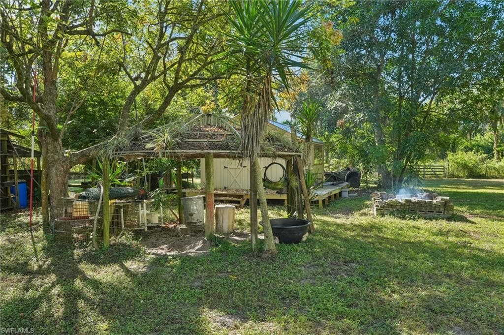 2010 Jung Blvd E, Naples, FL 34120-42