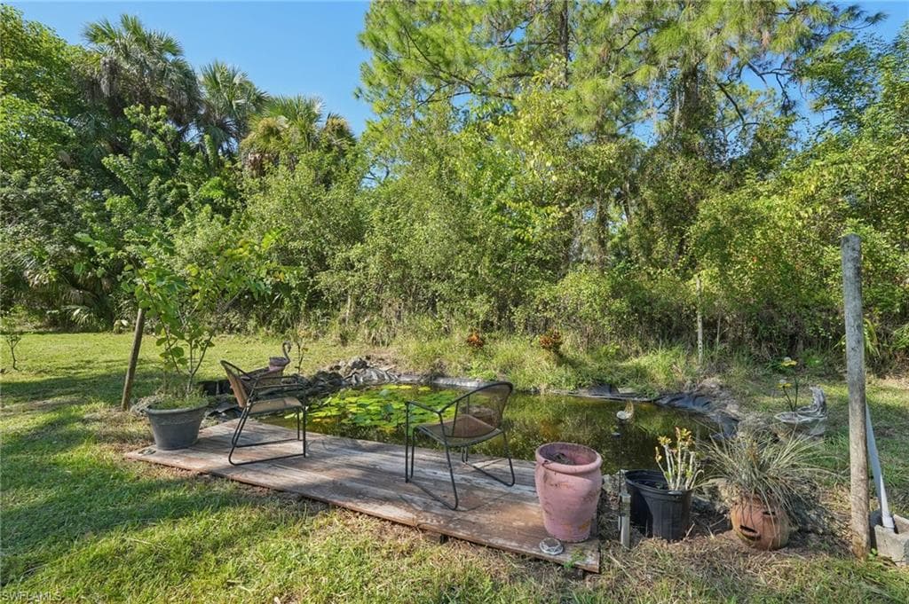 2010 Jung Blvd E, Naples, FL 34120-44