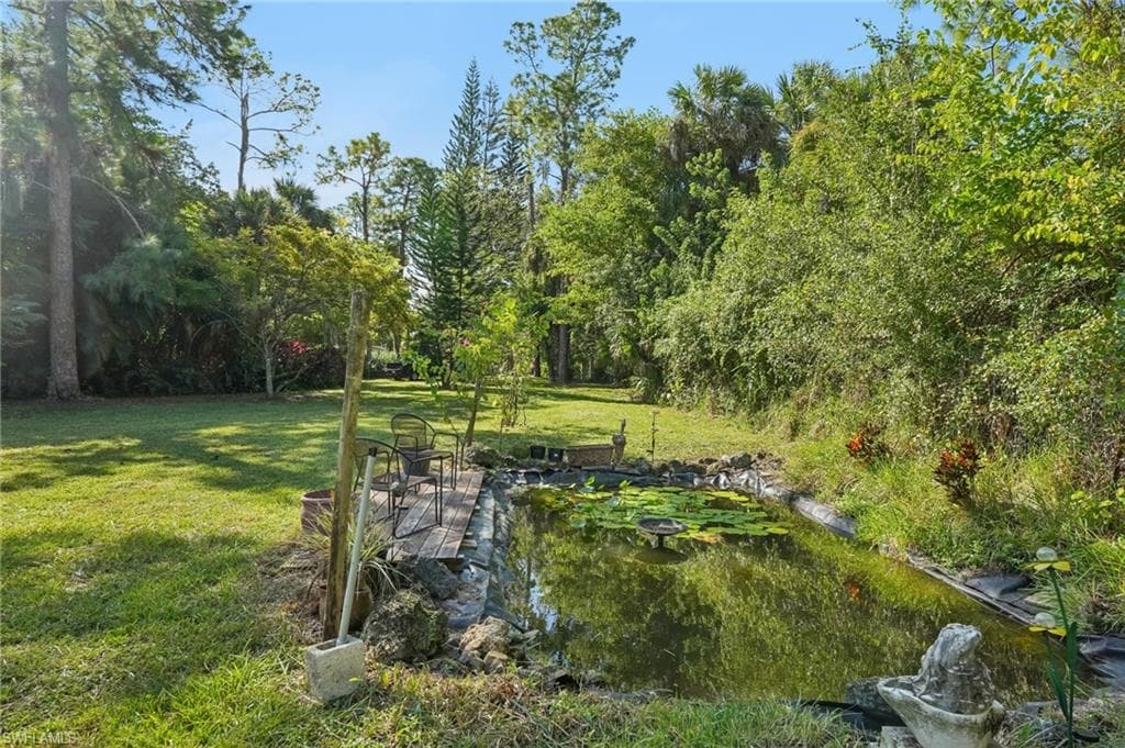 2010 Jung Blvd E, Naples, FL 34120-45