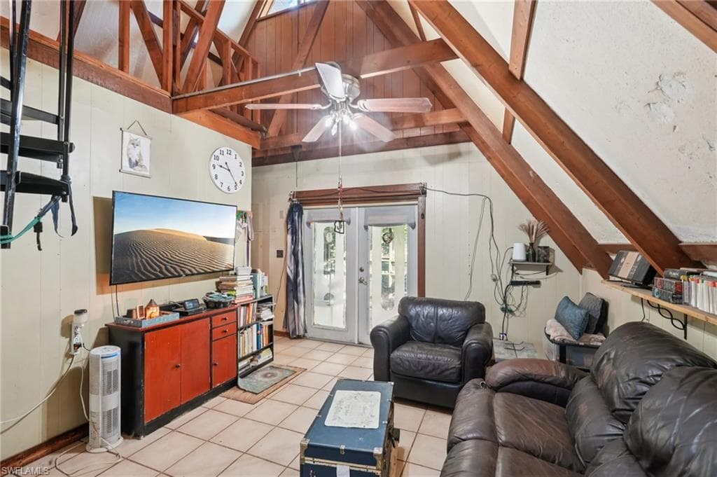 2010 Jung Blvd E, Naples, FL 34120-6