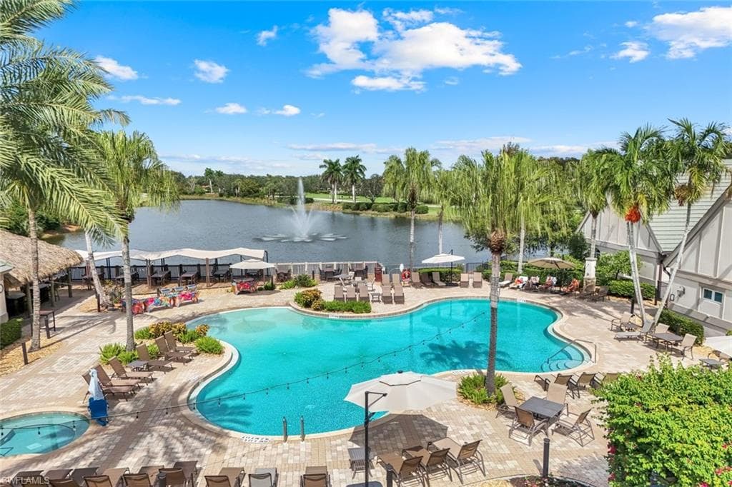 12832 Kinross Ln, Naples, FL 34120-39