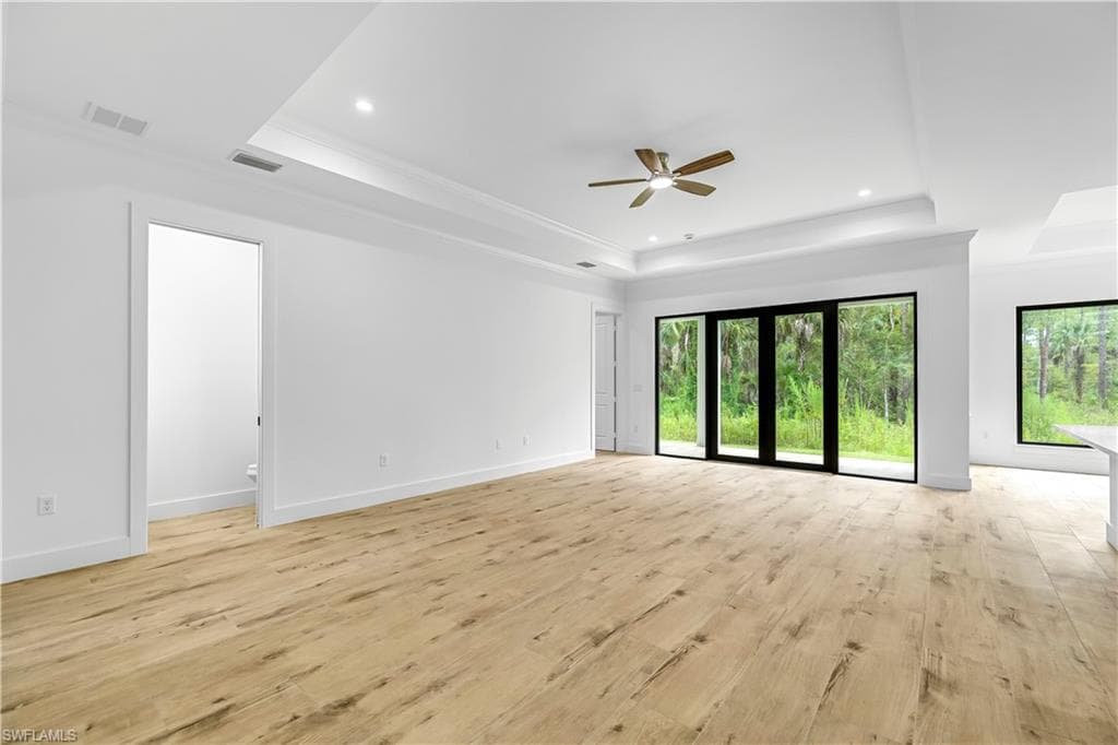 2668 39th Ave NE, Naples, FL 34120-10