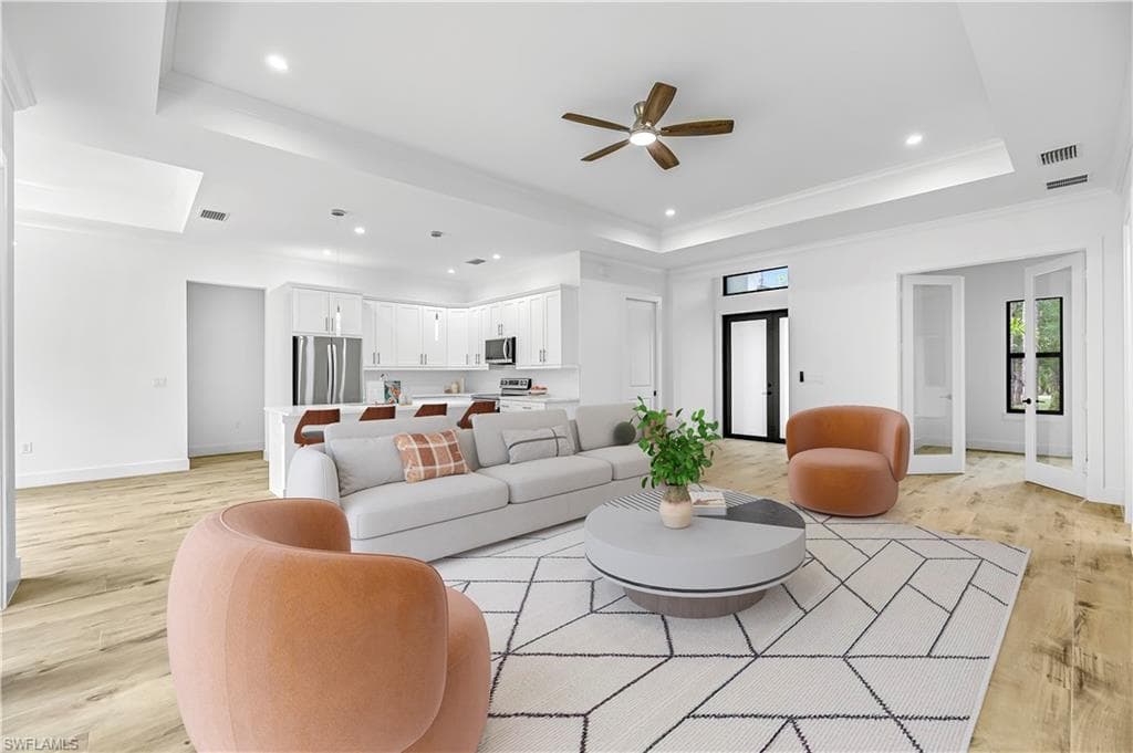 2668 39th Ave NE, Naples, FL 34120-14