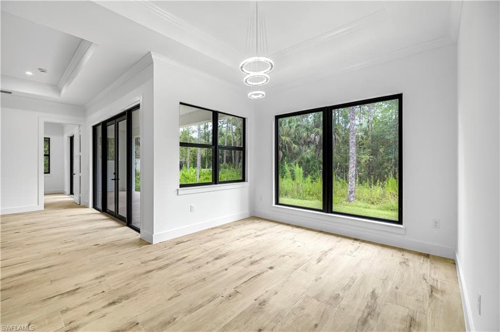 2668 39th Ave NE, Naples, FL 34120-17