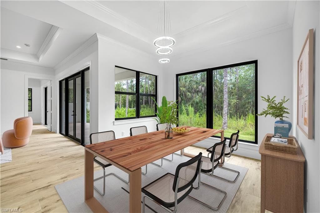 2668 39th Ave NE, Naples, FL 34120-18