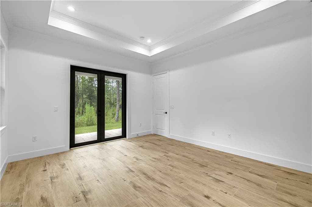 2668 39th Ave NE, Naples, FL 34120-21