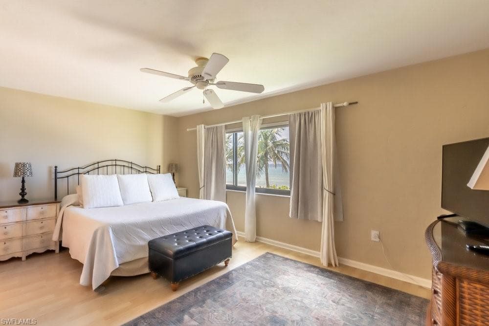 10475 Gulf Shore Dr 122, Naples, FL 34108-19