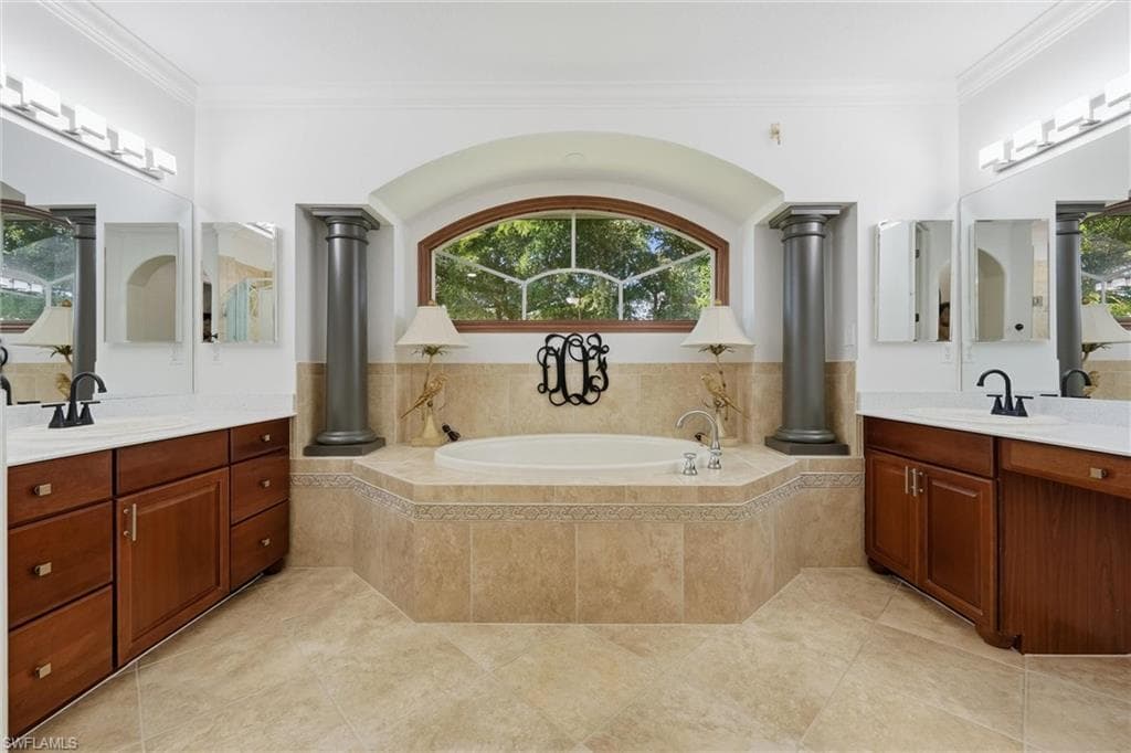 8620 El Mirasol Ct, Estero, FL 33967-19