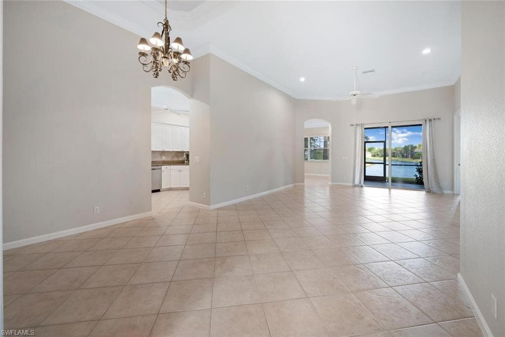 15825 Delaplata Ln, Naples, FL 34110-9