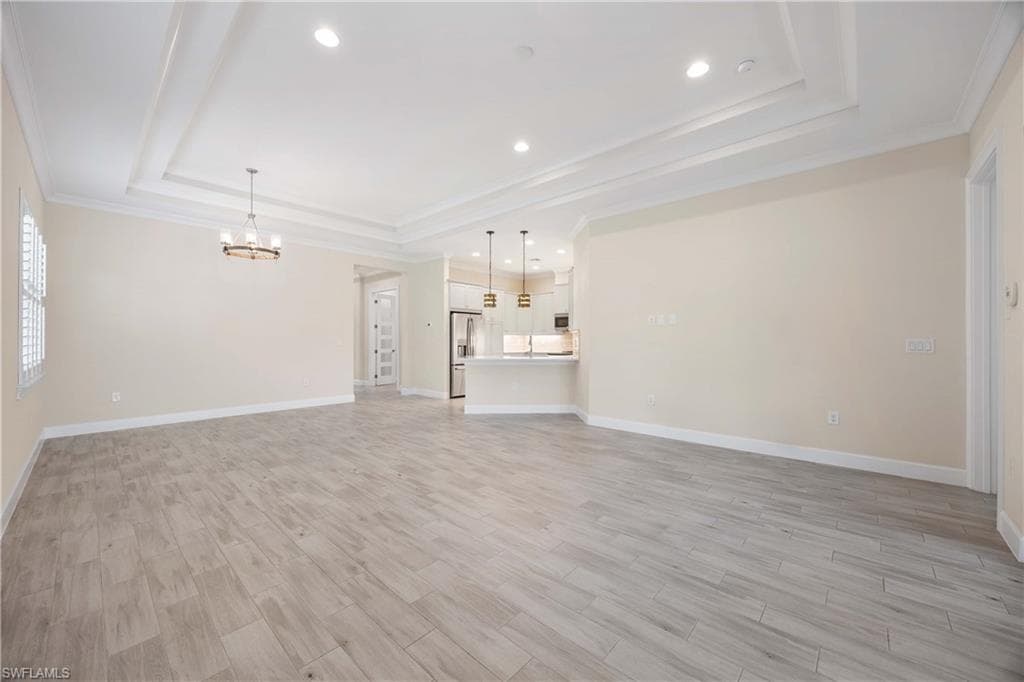 5711 Highbourne Dr, Naples, FL 34113-8