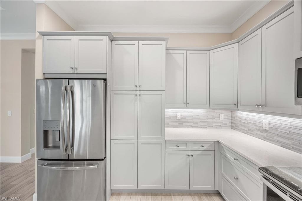 5711 Highbourne Dr, Naples, FL 34113-11