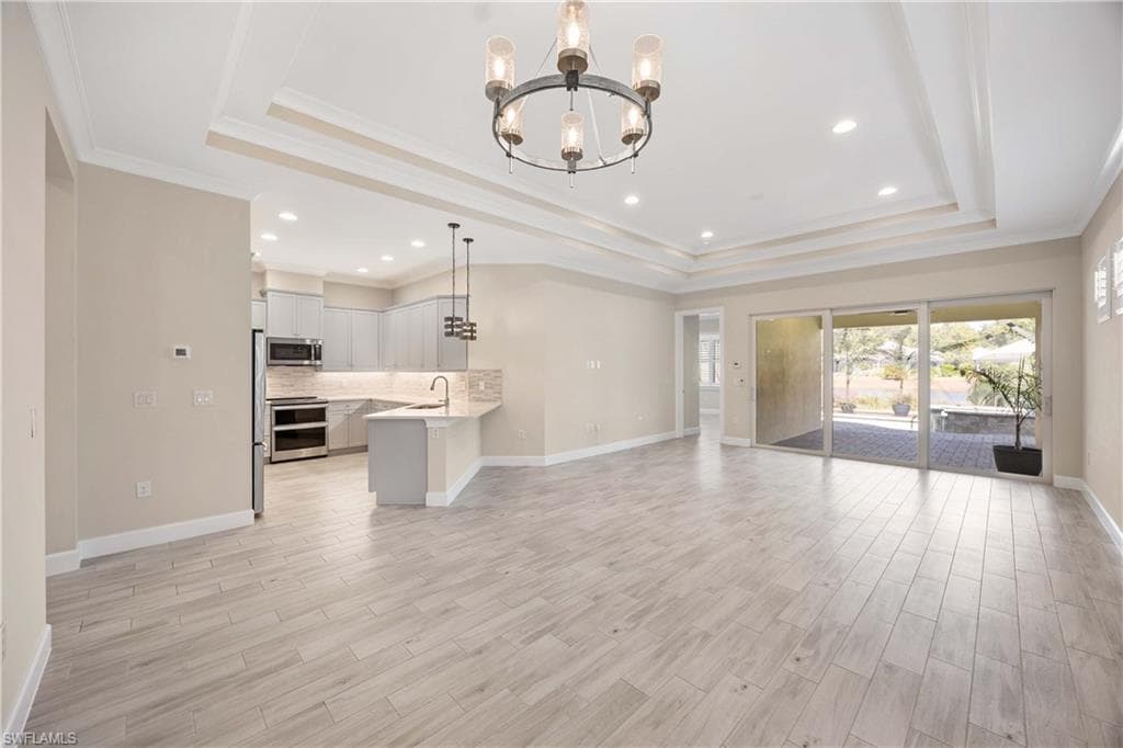 5711 Highbourne Dr, Naples, FL 34113-13