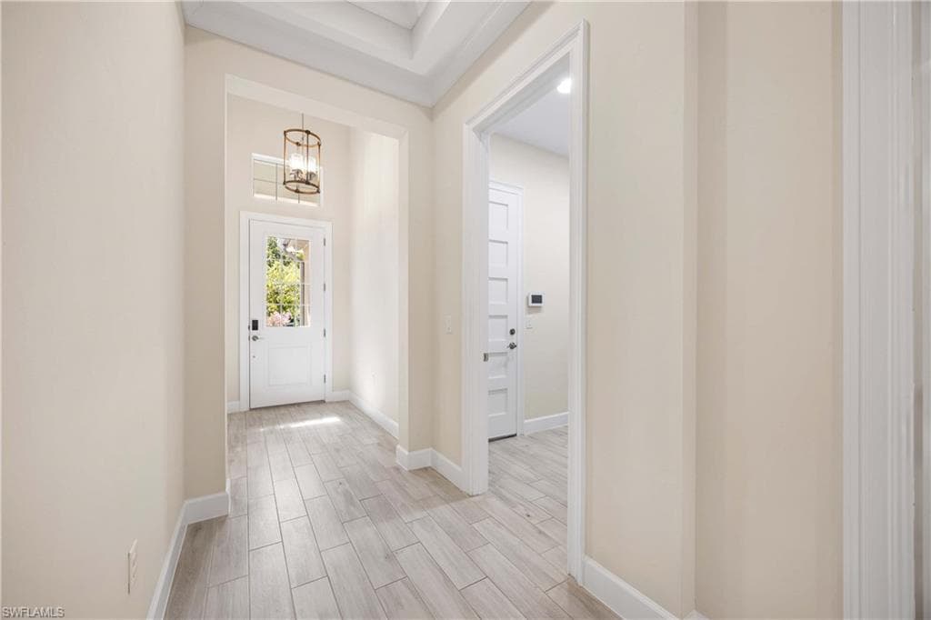 5711 Highbourne Dr, Naples, FL 34113-5