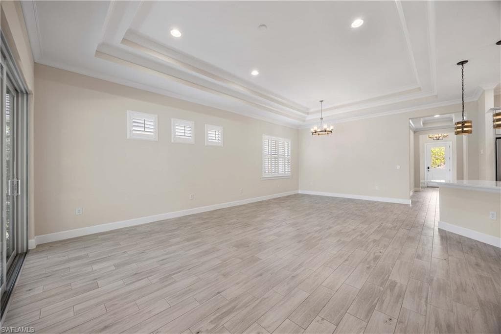 5711 Highbourne Dr, Naples, FL 34113-7